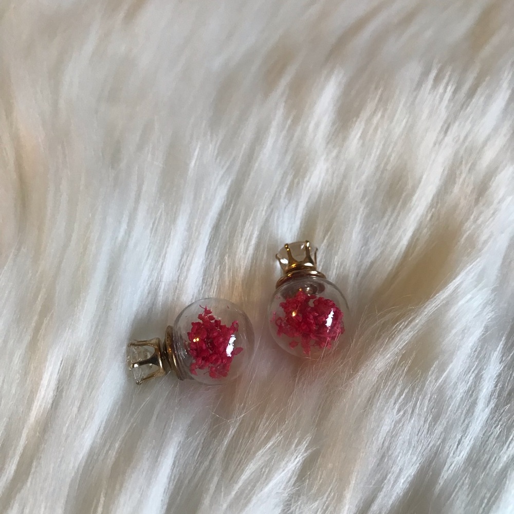 Stud bulb earrings